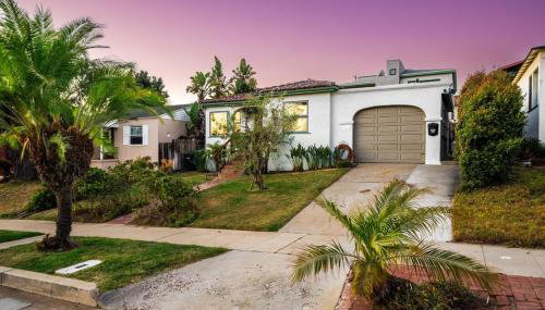 2BR-2 mins to Ocean-Sleeps 8-Pets - Foto 1