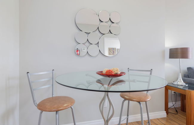 Obasa Suites At The Hamilton - Photo 5