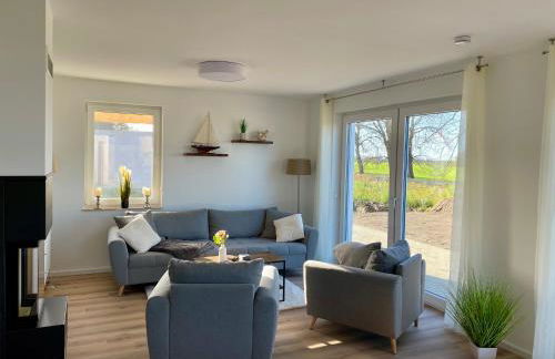 Reetdach-Ferienhaus "ANNI" mit direktem Meerblick, Sauna und Kamin - Foto 9