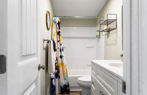 Franklin 4BR Escape, BBQ, Fire Pit, Sleeps 15 - Foto 25