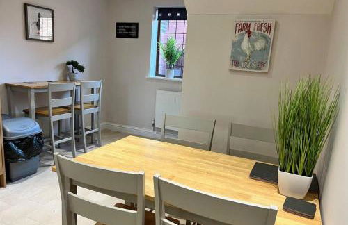 2-Bed House - Sleeps 6 - Garden Parking Wifi - Foto 6