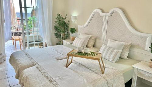 Sunny terrace & pool - Photo 3