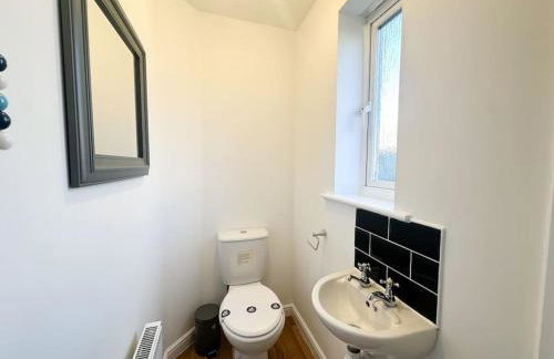 No.32 by Blue Skies Stays - Photo 17