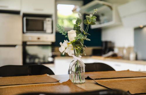 L'effet mer Maison rénovée lumineuse tout confort belle terrasse grand jardin clos sans vis à vis parking jeux pour enfants 5 mn à pied de la plage d'Asnelles et centre bourg - proche Bayeux au coeur des plages du débarquement - Foto 17