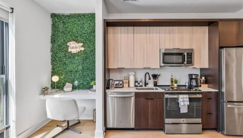 OTR King Bed Free On Site Parking Gym Pool Club Room - Foto 5, stove, dishwasher, toaster