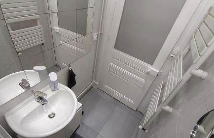 Appart - Hotel La Batisse de Saint-Chamond - Foto 3