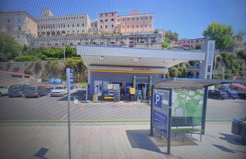 ART DECO city center near the beach! - Foto 38