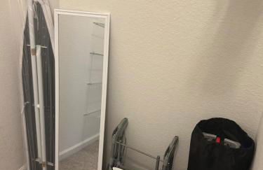 Beautiful Apartment Near Disney - Photo 7