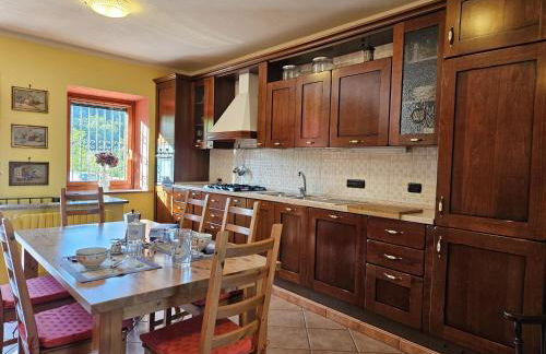 La casa rossa nel Monferrato a Moncucco Torinese - Foto 31