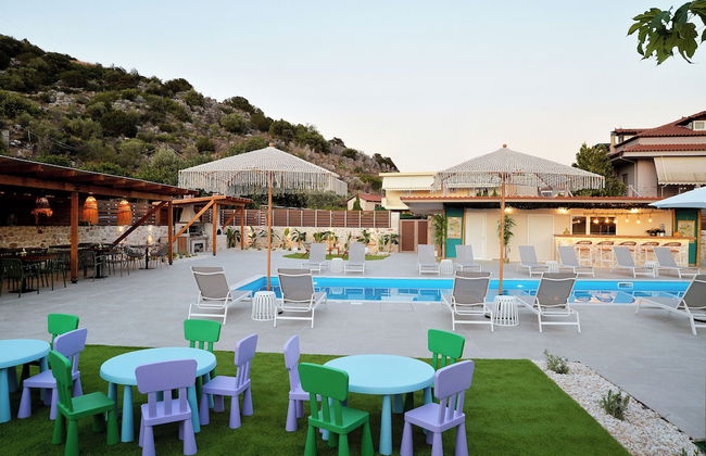 Stork Holiday Apartments - Garden & Sea View - Photo 34