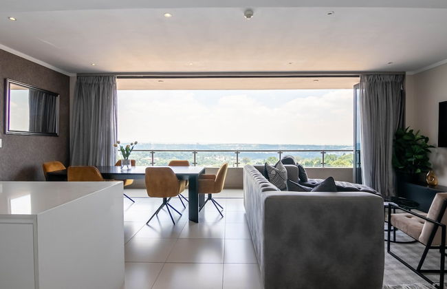 Sandton Smart Apartment Seventeen - Photo 17