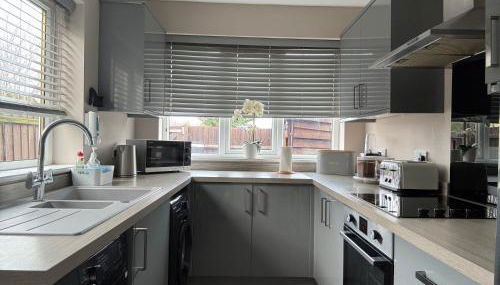 Guineas House - Foto 1