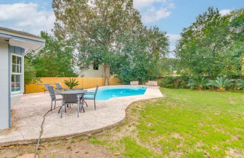 Foosball Games and Al Fresco Dining Pensacola Home! - Foto 24