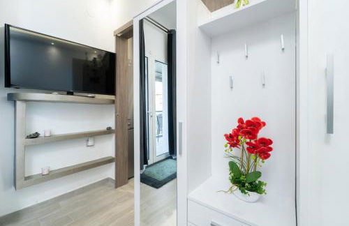 Zeffie's Studio - Photo 17