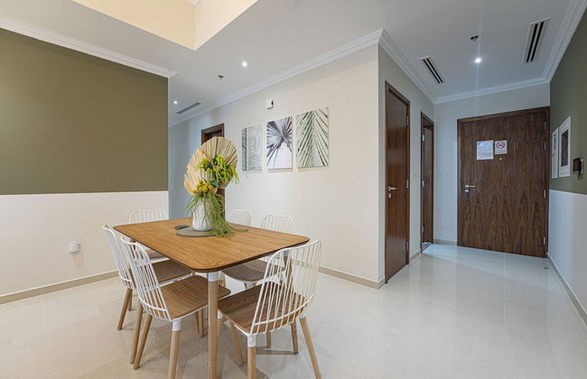 Luxe Apartments near Dubai Mall, Burj Khalifa - Pool, Gym, & Parking by Sojo Stay - Photo 44