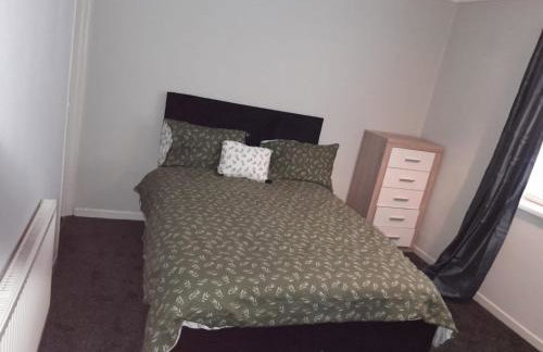 Amazing 3 Bedroom Entire House - Foto 7