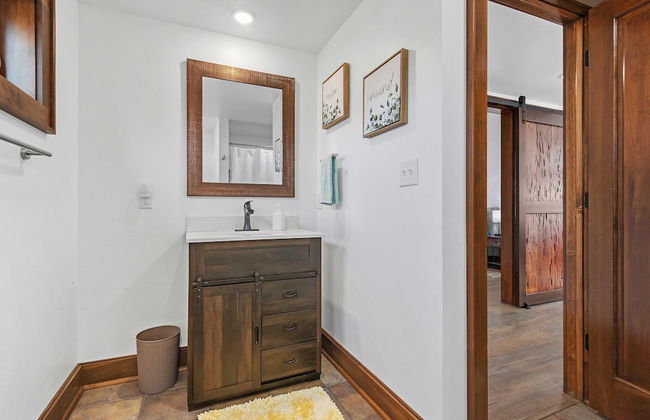 Riverfront Kayaks Bay Access Sleeps 15 - Foto 30