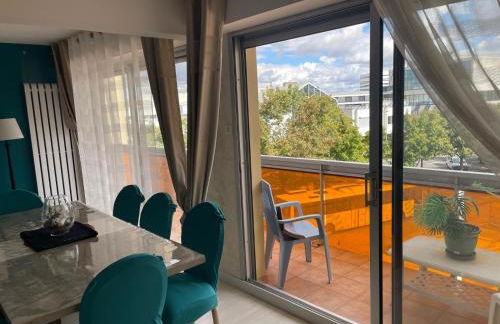 Bel appartement spacieux et lumineux de 100m2 au 3e étage avec ascenseur -A 5mn à pied du parc des expositions congrès de Dijon et ENG et 10mn du centre ville place Parking devant l'immeuble - Foto 25