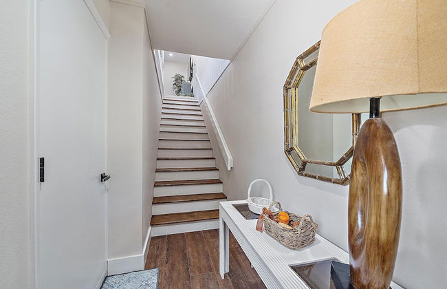 Sunshine Cottage At Cedars 2 Bedroom Condo by RedAwning - Foto 39