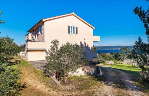 2 Bedroom Amazing Apartment In Nevidane - Foto 7