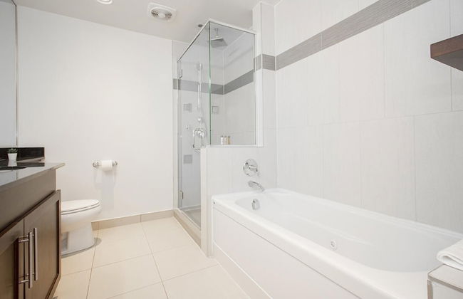 Luxurious 1bdrm Apartment With Parking and Wi-fi - Photo 8