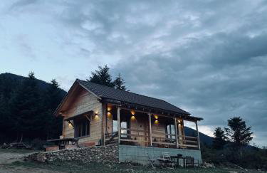 The Farmhouse - Photo 5