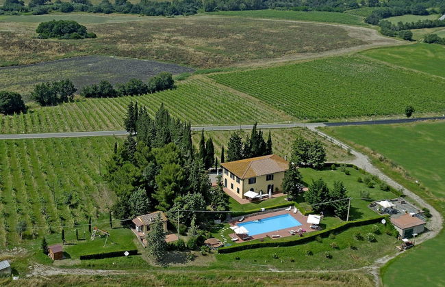 Holiday Home in Orciatico With Pool & BBQ - Foto 10