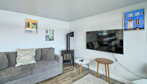 Lakefront Bremerton Vacation Rental with Deck! - Foto 4