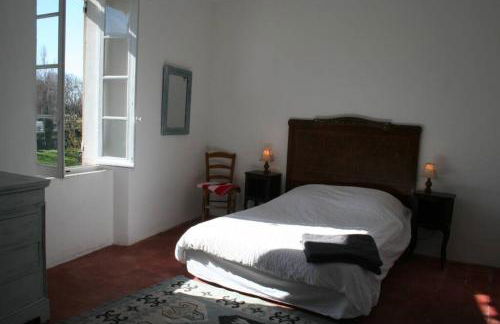 Character filled house overlooking the River Cesse - Foto 23