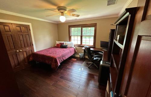 Large Home with Pool & 7 bedrooms; sleeps 21 - Foto 36