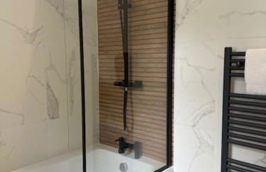 5 Montrose Avenue - Foto 28