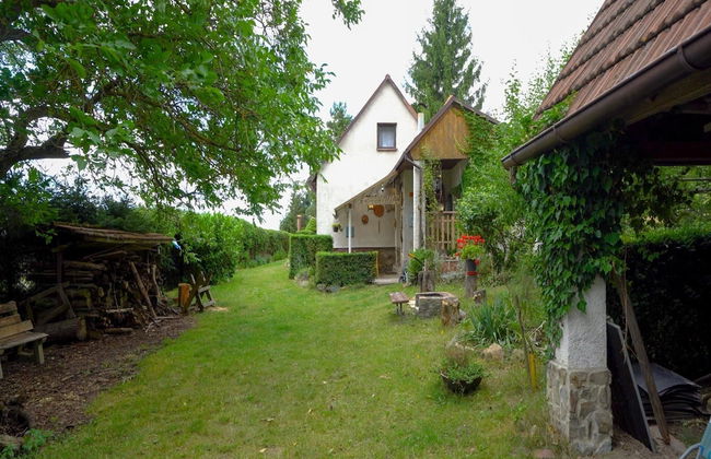 Lovely Apartment in Svinarov Czech Republic near Forest - Photo 34