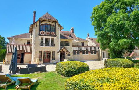 Le Haras des Charmilles - Foto 1