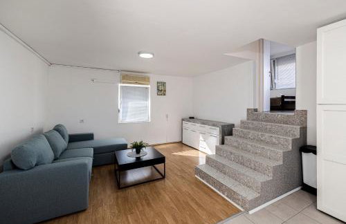 Sydney Apartment - Photo 14