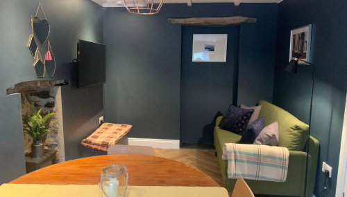 Min-Y-Fford sleeps 6 plus pet - Foto 4