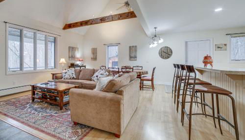 Peaceful Cavendish Retreat with Hot Tub and Fireplace! - Foto 5