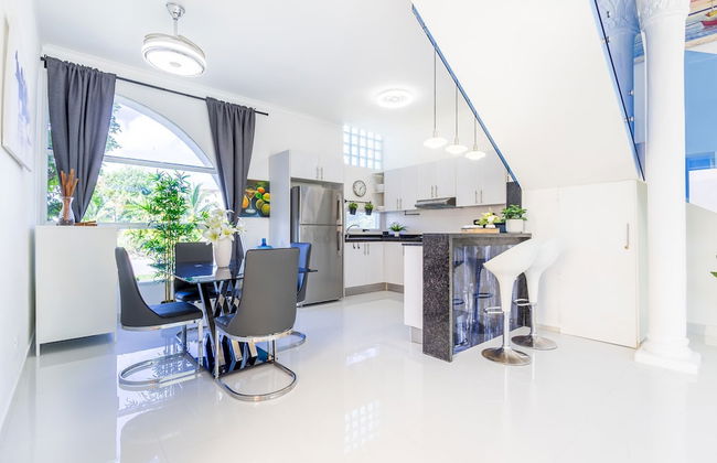 New Stylish 3BR Villa With Private Pool Terrace - Foto 20