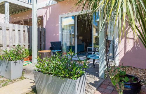 Beach House 5min walk to beach, pool, close to shops and activities - Foto 39