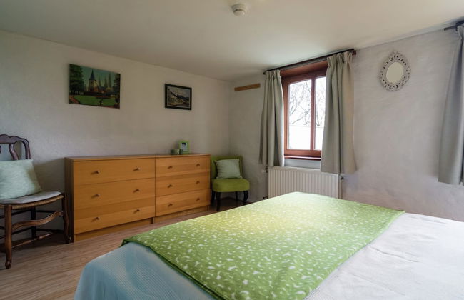 Pleasant Holiday Home With Garden in Ciney - Foto 10