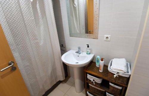 Ground floor apartment on the seafront with pool - Foto 44