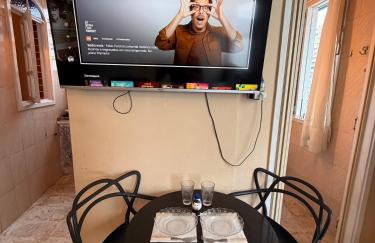 AP frente a praia São Vicente, pé na areia! Bem localizado, Arejado, Promoção! - Foto 4