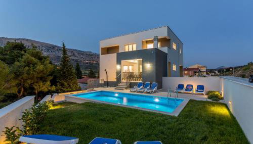 Luxury villa with a swimming pool Tugare, Omis - 20067 - Foto 1