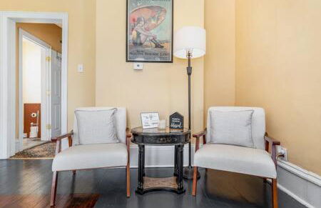 Beautiful downstairs 1bed 1bth charmer- Pet Friendly - Foto 9