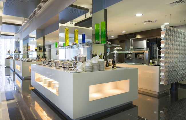 Aparthotel Adagio Abu Dhabi Al Bustan - Photo 65