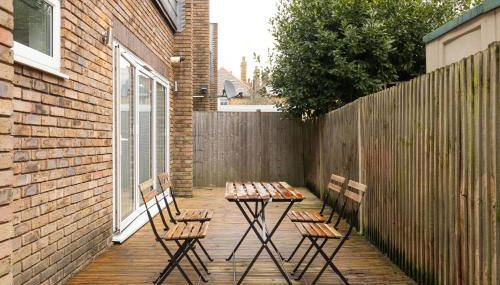 New! Bright 2BR Flat with Patio - Foto 5