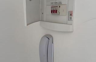 Apartamento completo, com vaga, varanda e piscina - Foto 8