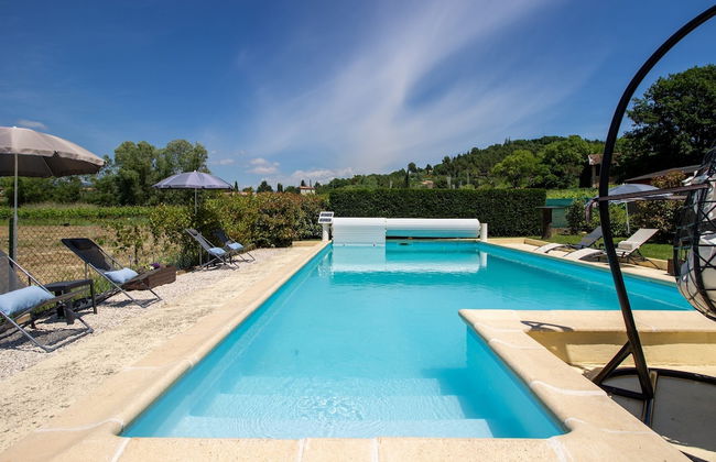 Attractive Holiday Home With Shared Pool in the Luberon - Foto 1