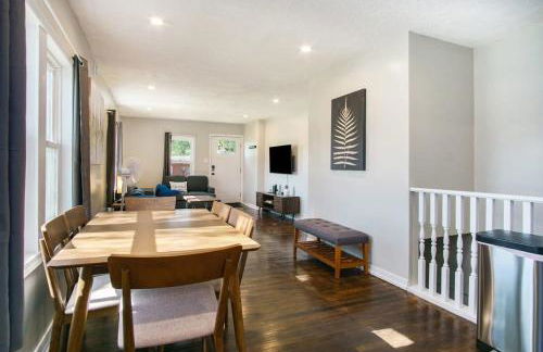 Gorgeous Notre Dame Get Away Comfy Beds WiFi Coffee Games - Foto 7