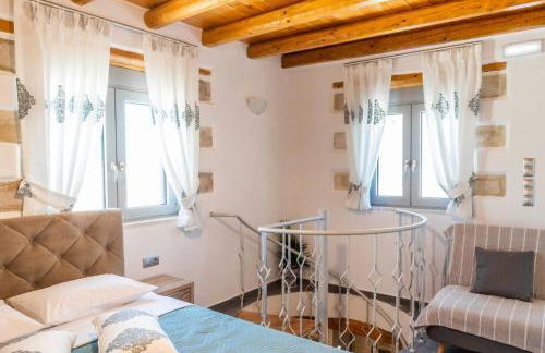 Marilena Natural Stone House, By Hellocrete - Foto 16