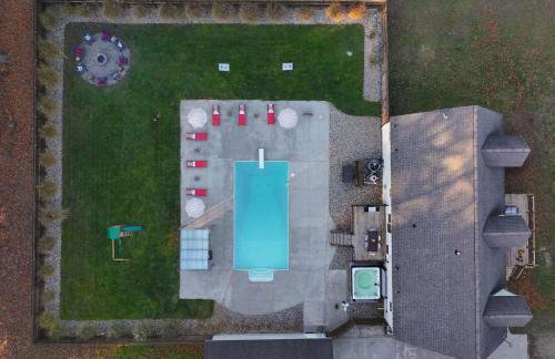 Pine & Paddle Getaway Game Room Hot Tub Pool - Foto 9